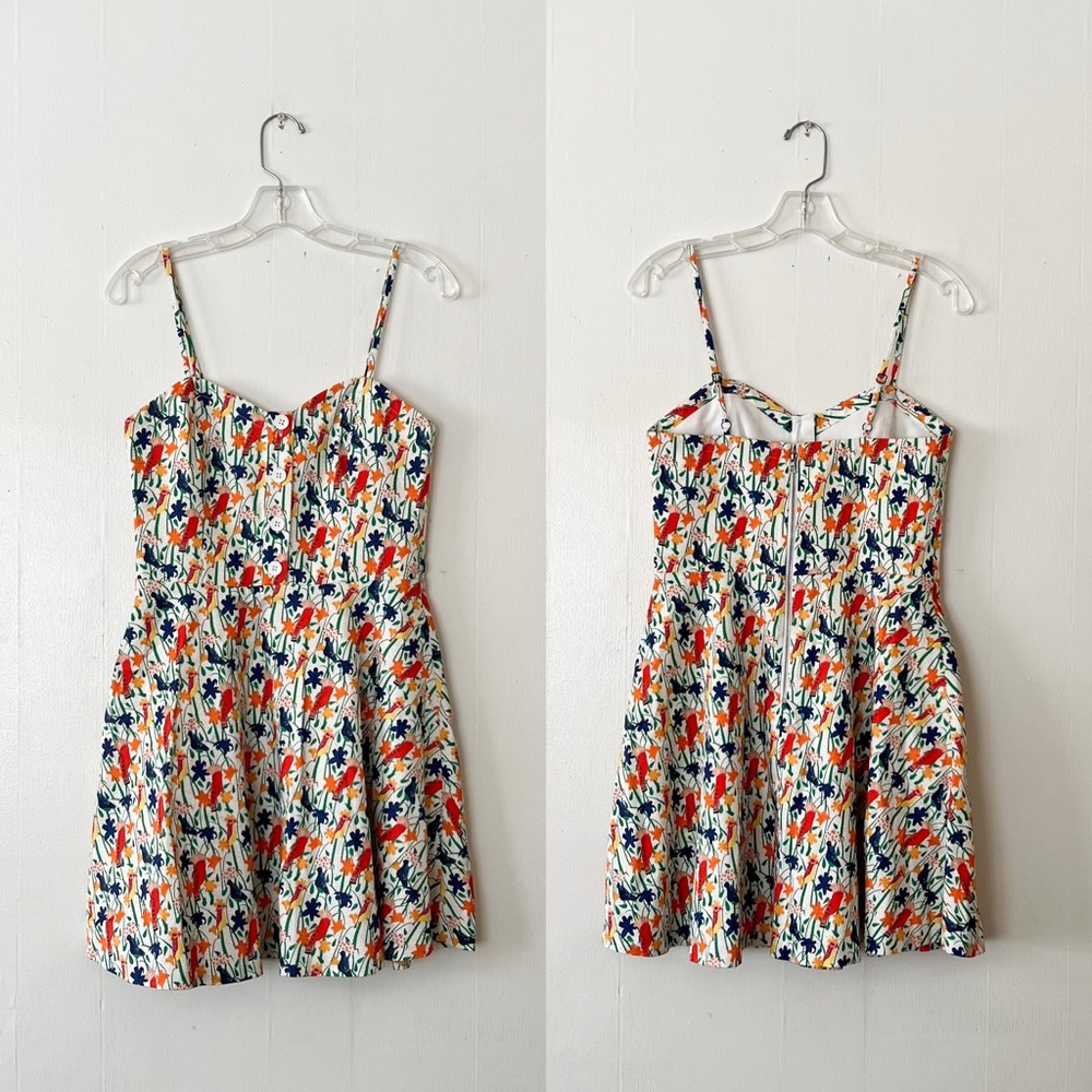 Alice + Olivia Nella Mini Dress in Bird Party - Picture 4 of 9